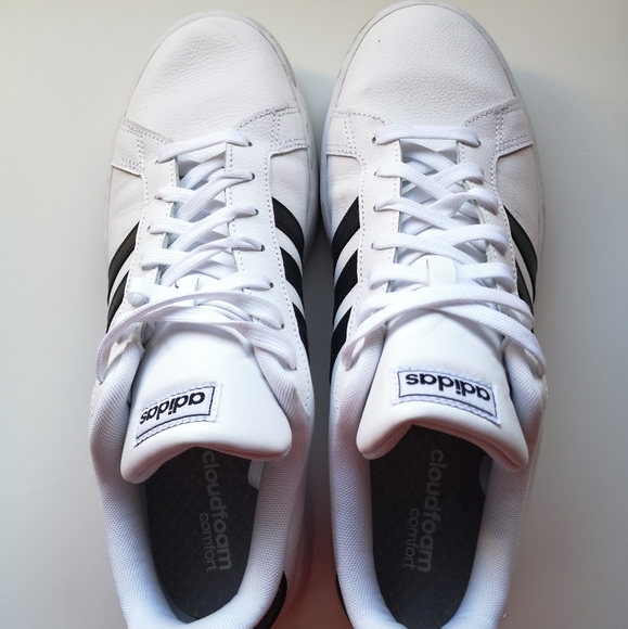 Adidas Grand Court Shoe - Picture 2 of 5